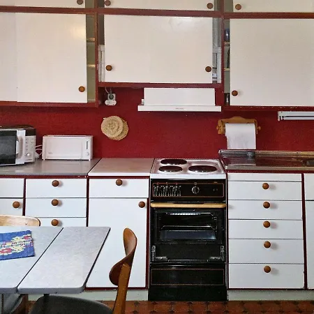 Holiday home Three-bedroom In Halsanaustan *